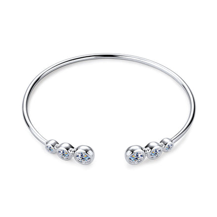 Jen Bracelet - 925 Sterling Silver with Moissanite stones