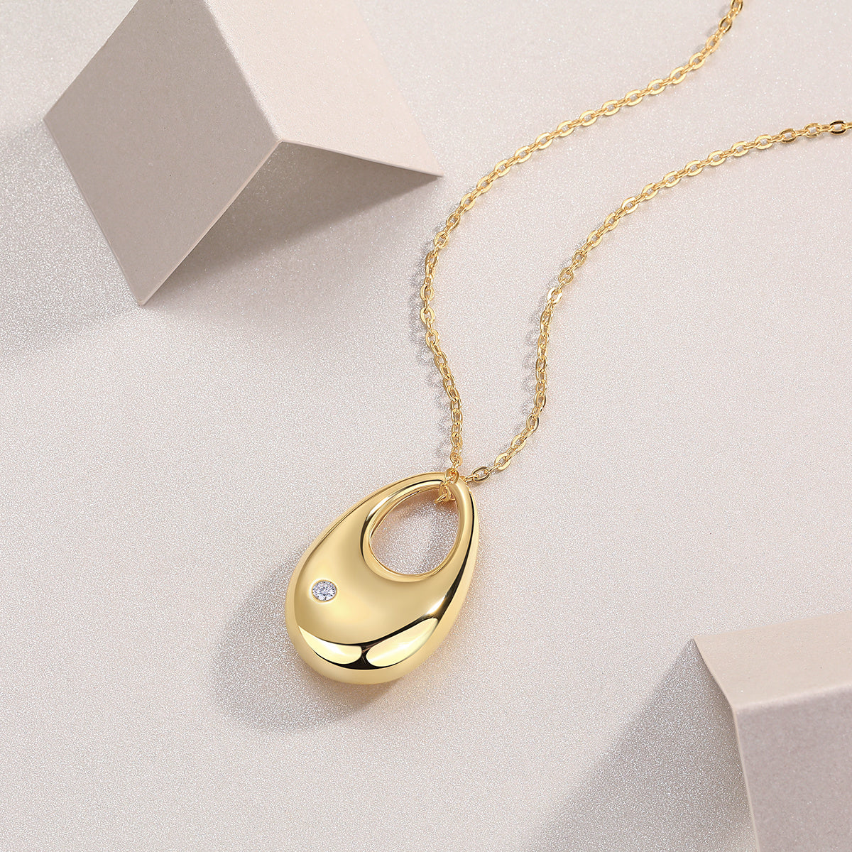 Lily Necklace (S925 Silver)