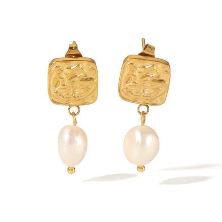 Margaux Earrings - Natural Freshwater Pearls