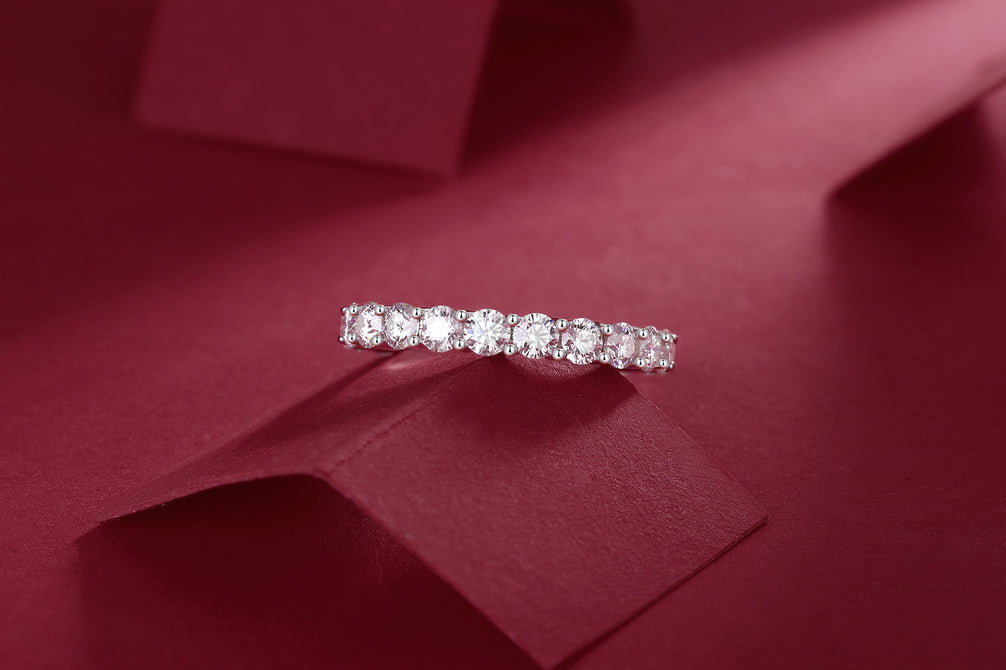 Lila Moissanite Wedding Band - S925 Silver