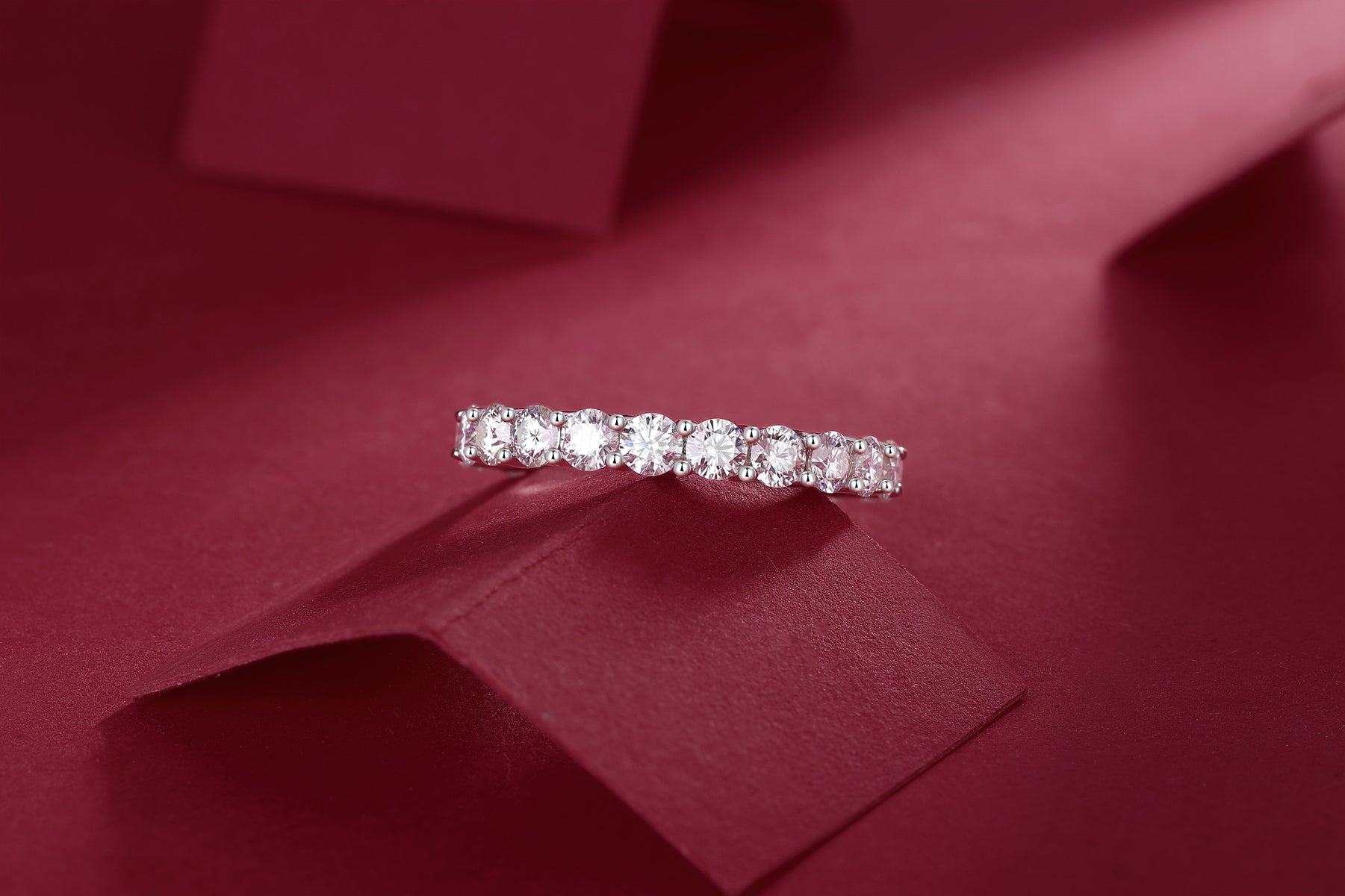 Lila Moissanite Wedding Band - S925 Silver
