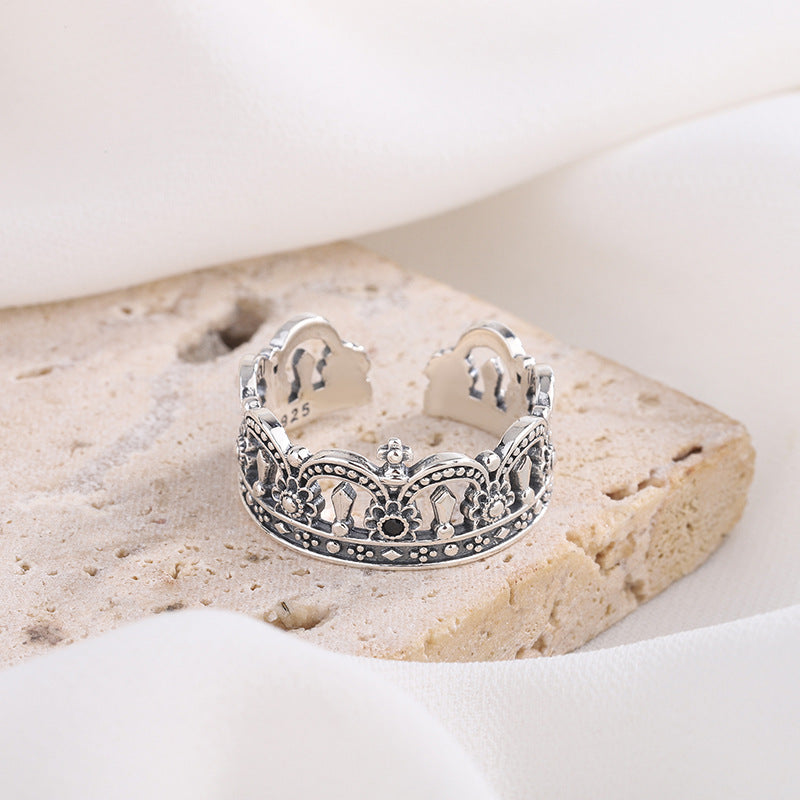 Queen Ring (S925 Silver)