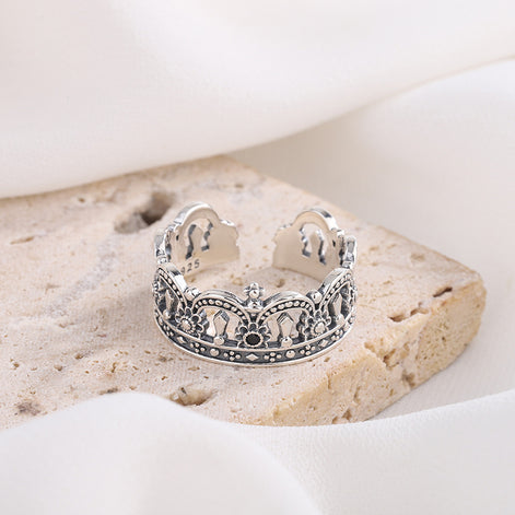 Queen Ring (S925 Silver)