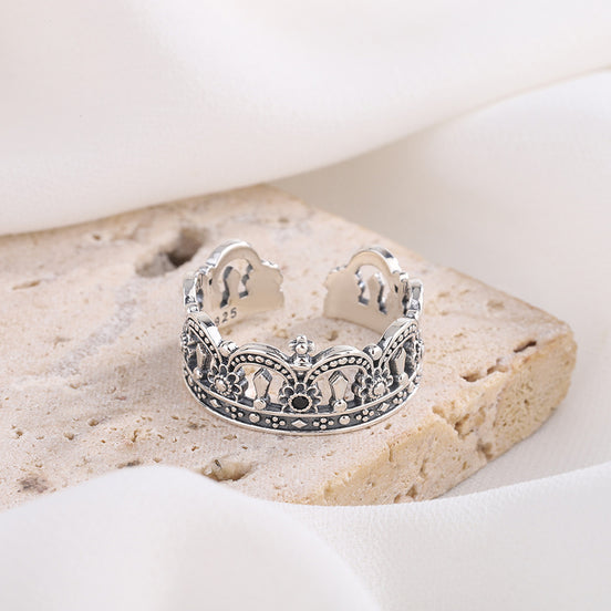 Queen Ring (S925 Silver)