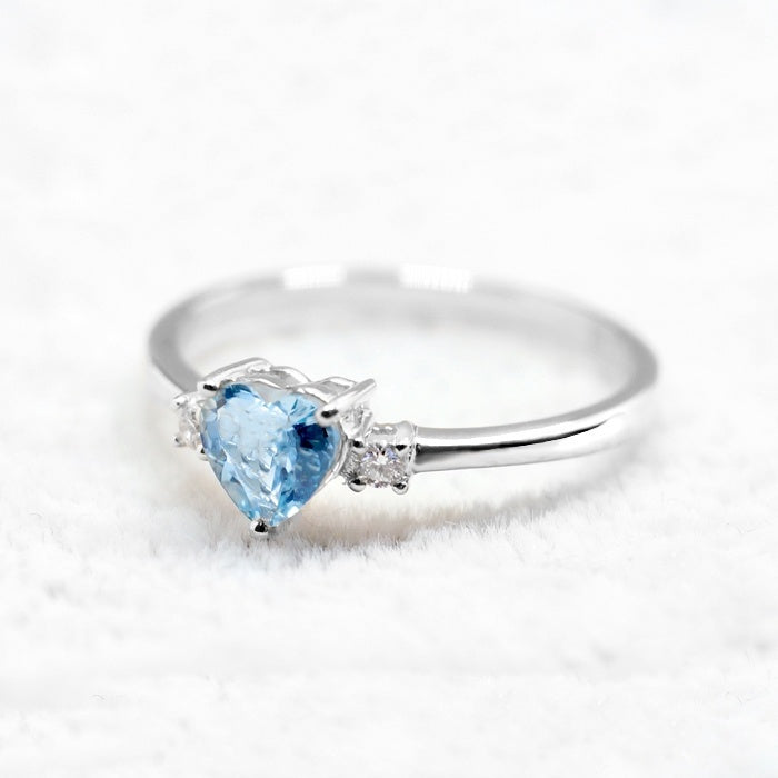 Nyra Ring