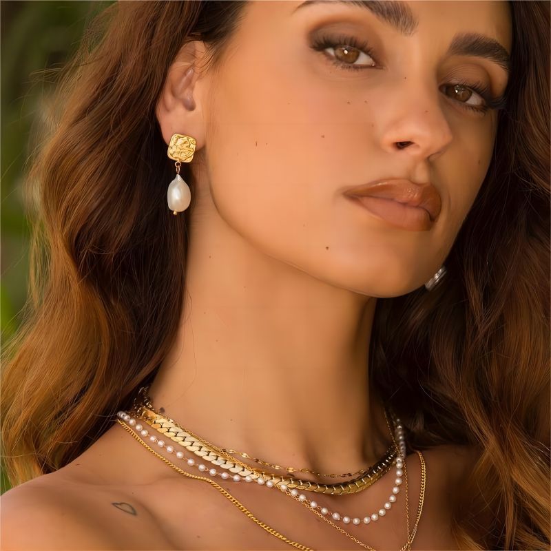 Margaux Earrings - Natural Freshwater Pearls