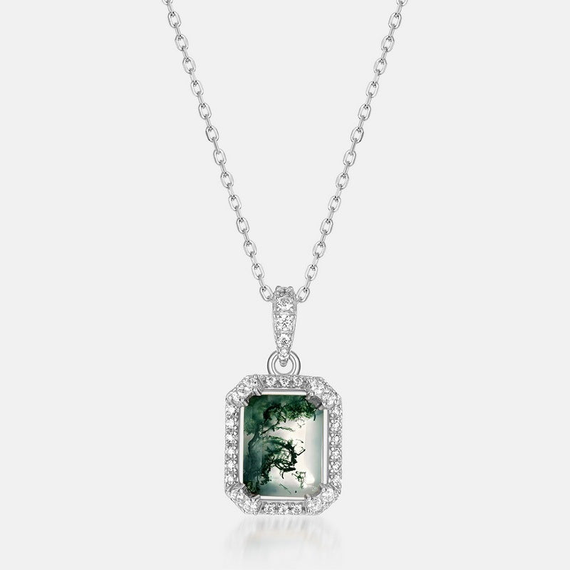 Briar Necklace Pendant