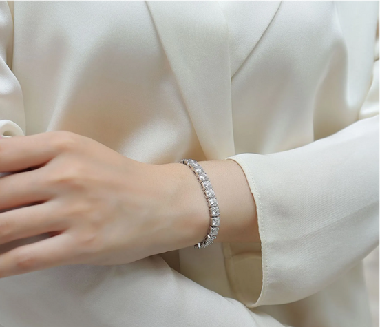 Annalise Tennis Bracelet - 925 Sterling Silver with Moissanite D color Stones