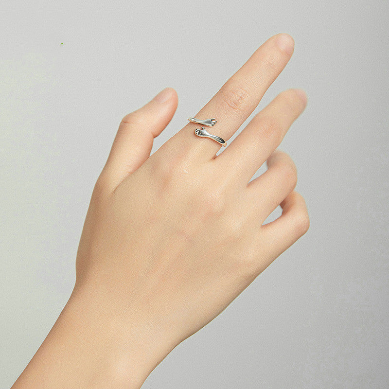 The Hug Ring (925 Silver)