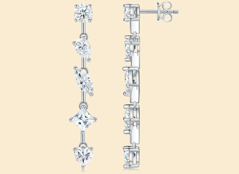 Sienna Earrings - Pear-shaped Moissanite stones