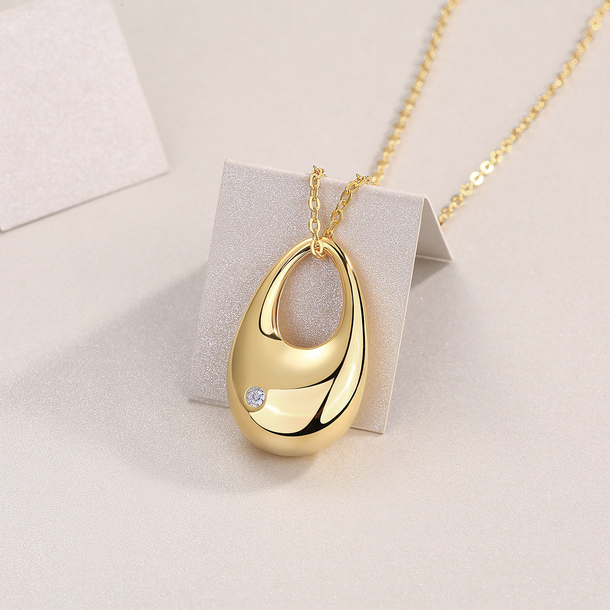 Lily Necklace (S925 Silver)