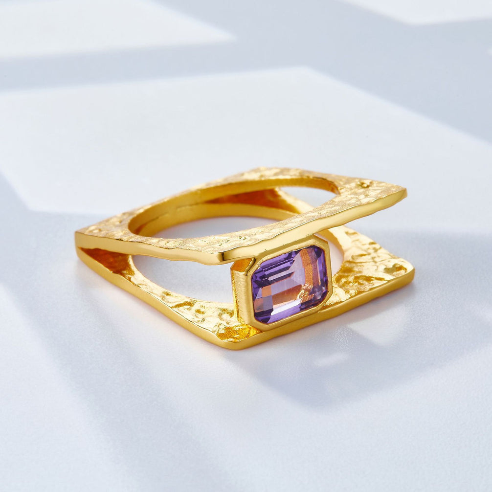 Sloane Ring