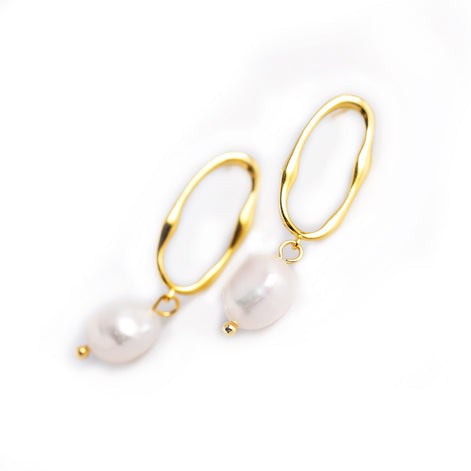 Margor Earring - Baroque Irregular Shaped and Freshwater Pearls